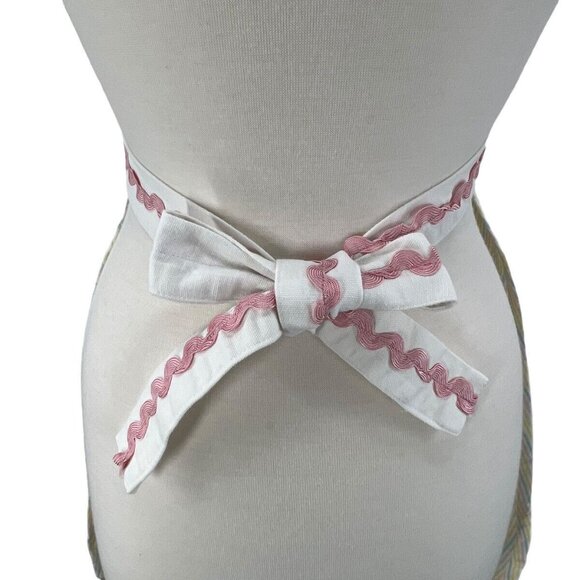 Adult / Teen Apron Easter Eggcellent Cook Pink White Stripe EUC - Picture 5 of 14